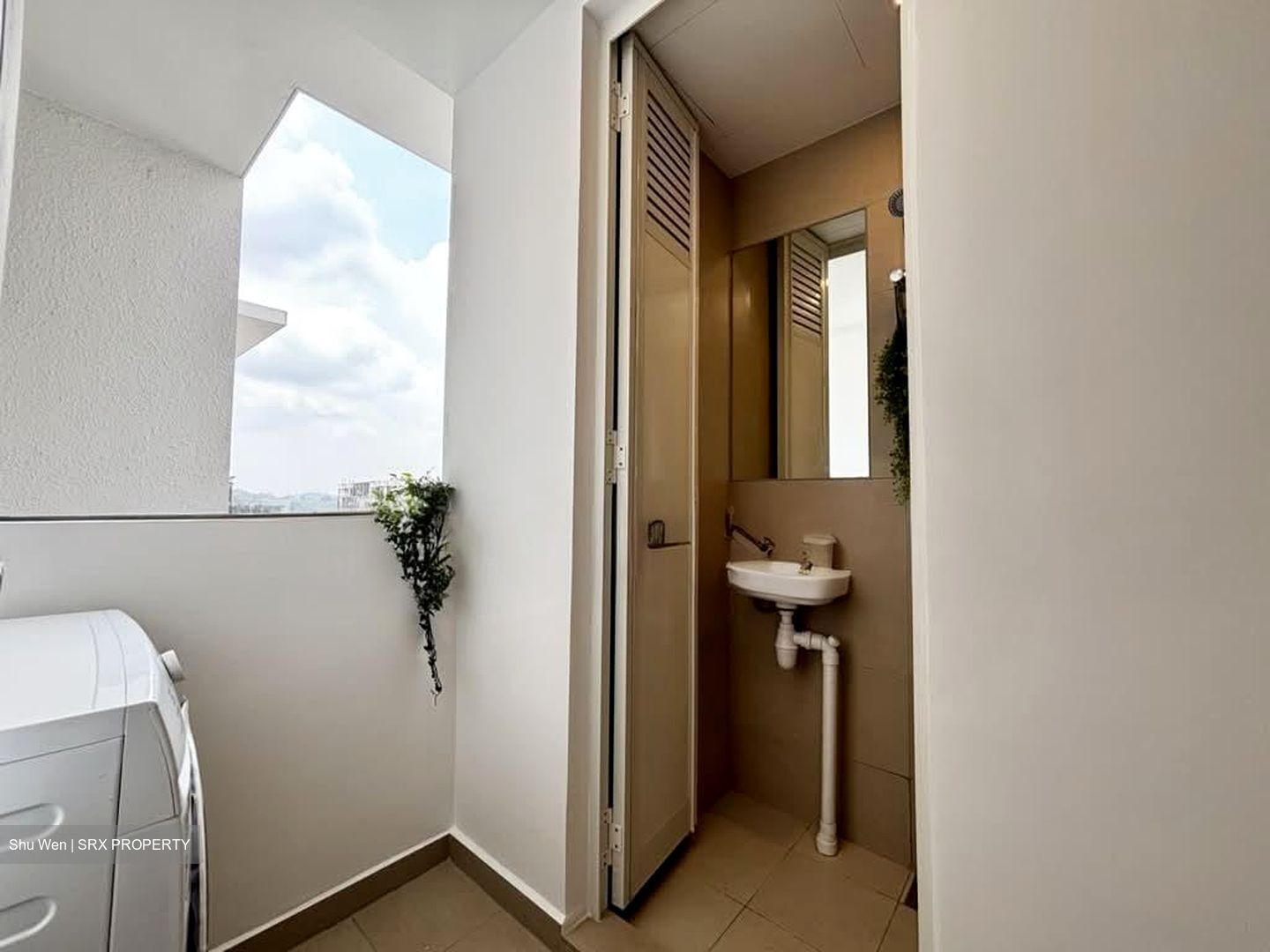 Dairy Farm Walk (D23), Condominium #598273091